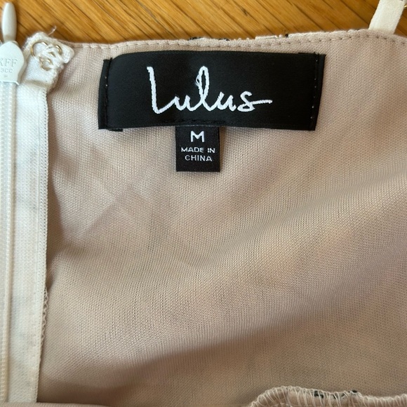 Lulu's Delicate Darling Beige & Ivory Lace Bodycon Dress Sz Medium Wedding Bride - Picture 7 of 10